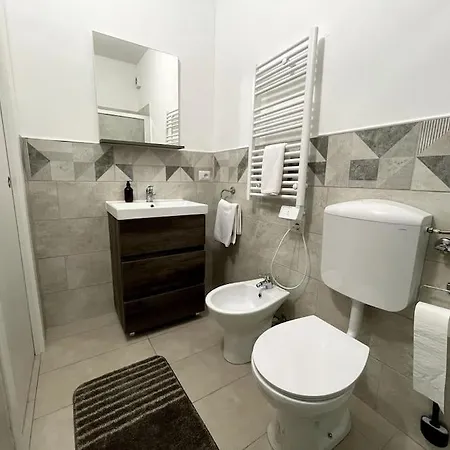 - Modern And Chic Apartmán Bergamo